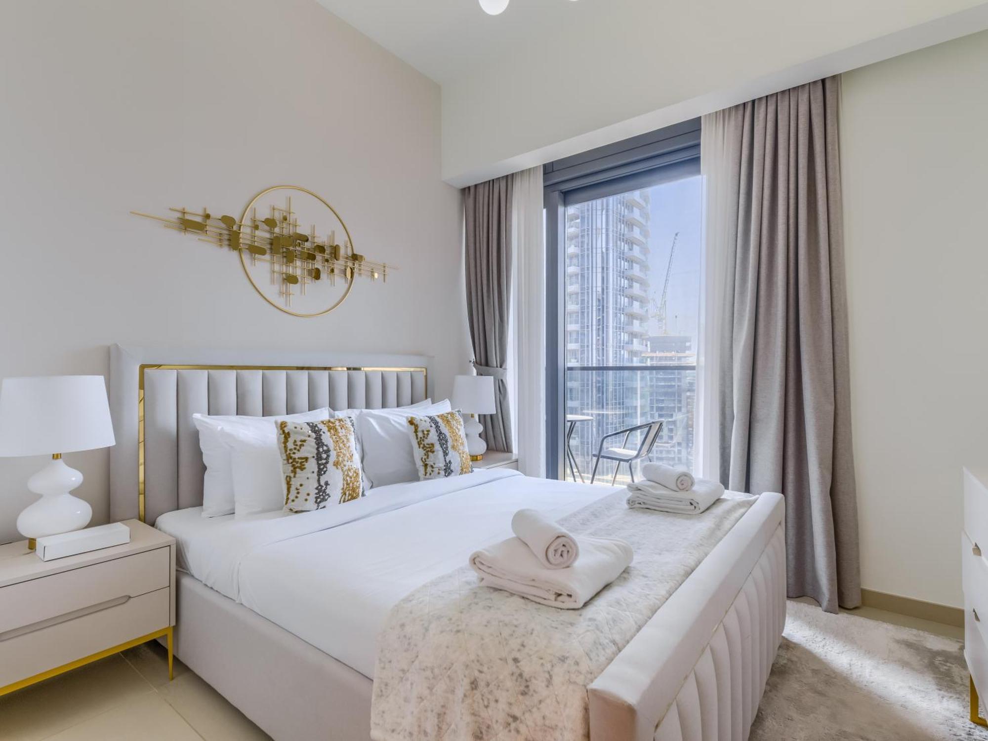 Trps - Act One Act Two Towers, Downtown Dubai, Iconic 3br Maids - With Burj Khalifa Views - Near Mall * Dubai